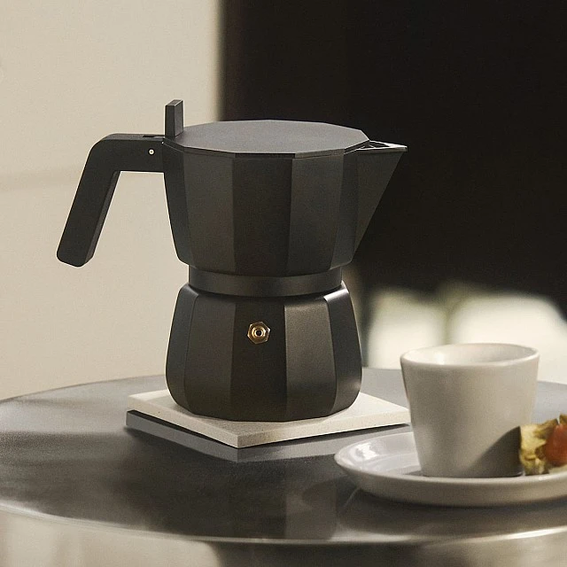 Кафеварка Moka 6 чаши Цвят черно