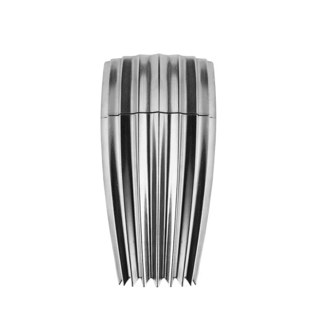 Salt or pepper mill Grind
