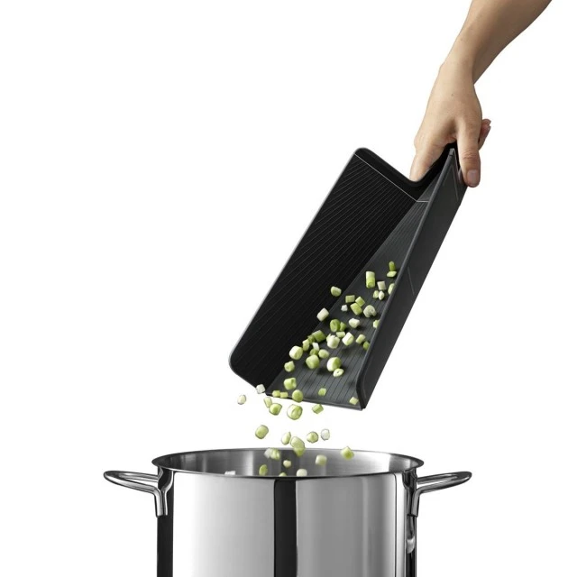 Дъска за рязане Chop2Pot™Plus Цвят черно