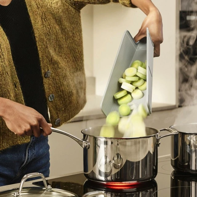 Chop2Pot™Plus Cutting Board Color Gray