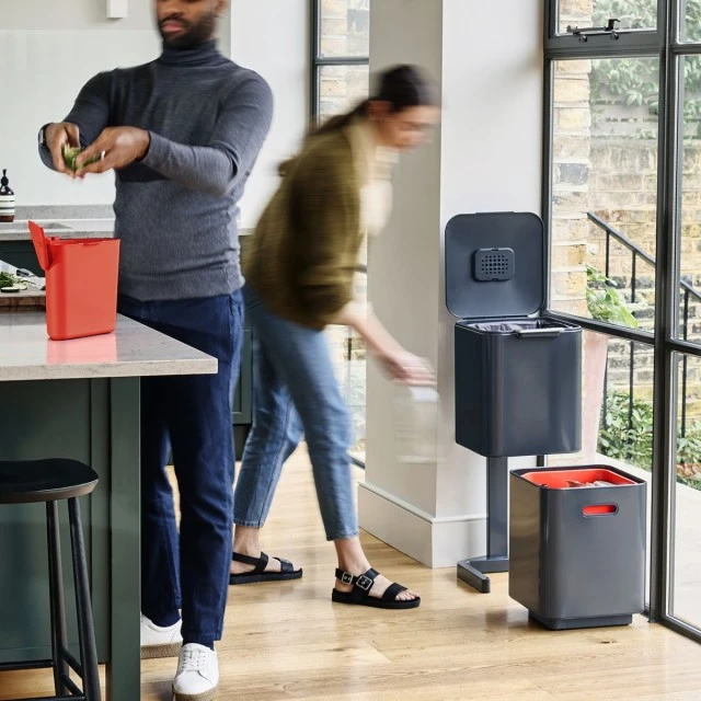 Totem Compact 40L bin, grey color