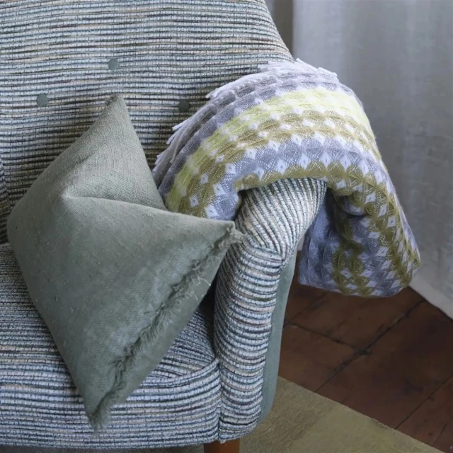 Одеяло Santerno Moss Designers Guild Цвят опал