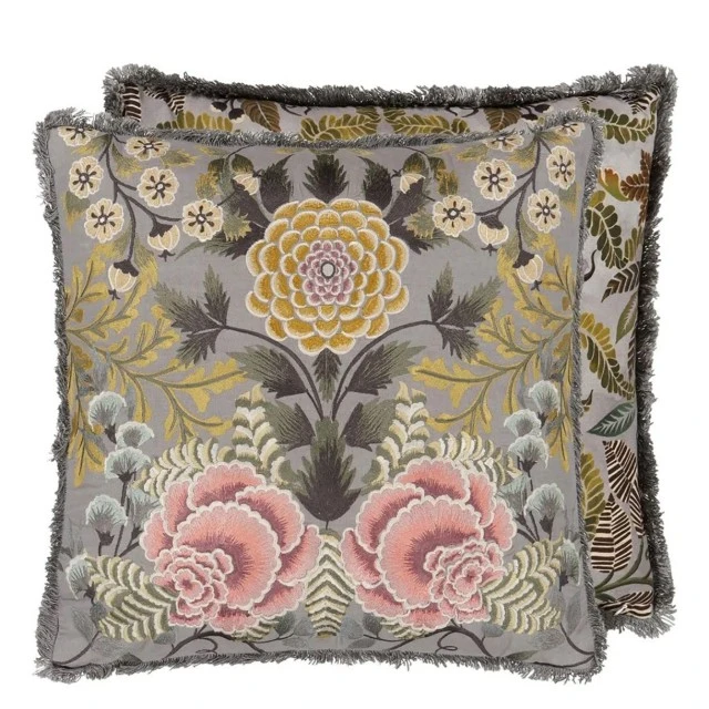 Възглавница Brocart decoratief бродерия Designers Guild Цвят кайсия