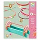 Make pink bracelets with the macramé technique