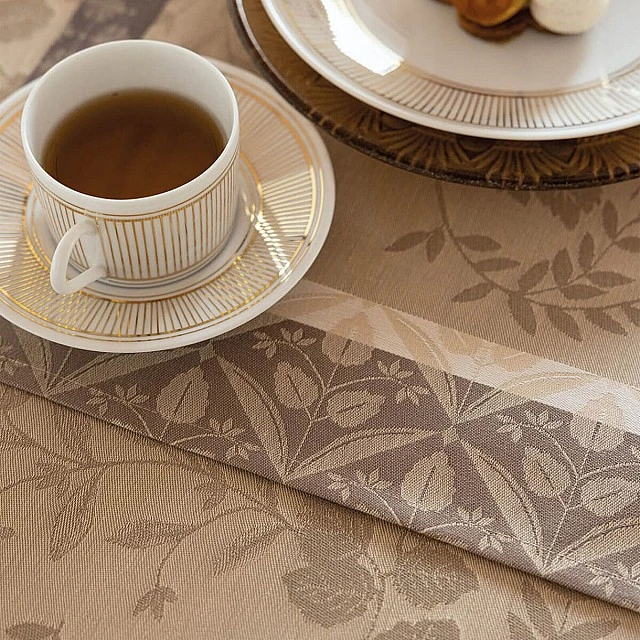Подложка за сервиране Manor Lane Le Jacquard Francais Цвят бежово