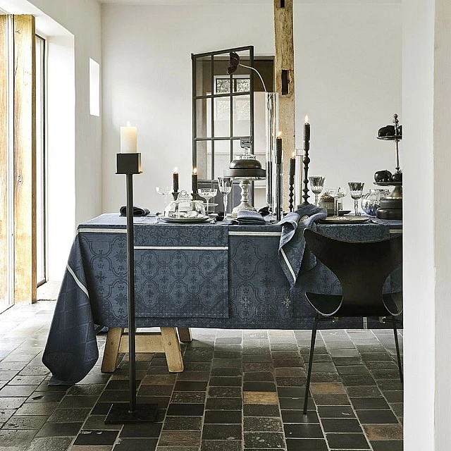Покривка Armoiries лен 175см 320см Le Jacquard Francais Цвят синьо