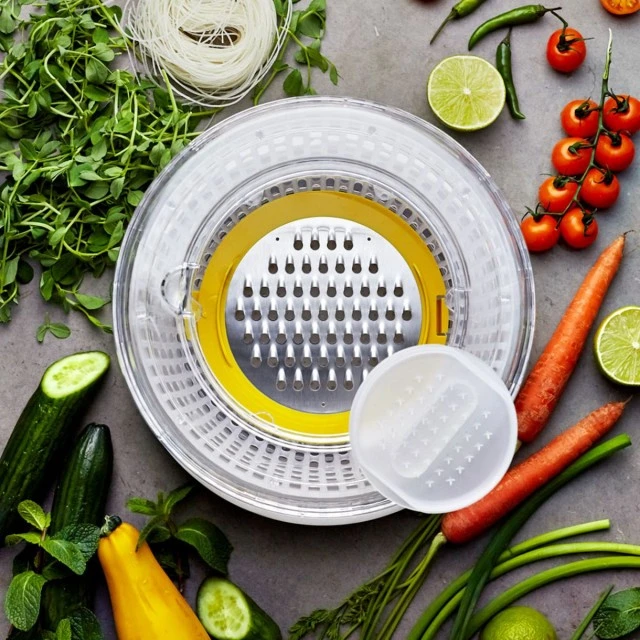Multifunctional salad set