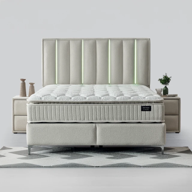 Υπνοδωμάτιο με ταπετσαρία και στρώμα MINI MOONLIGHT 140 x 200 - κρεμ 01