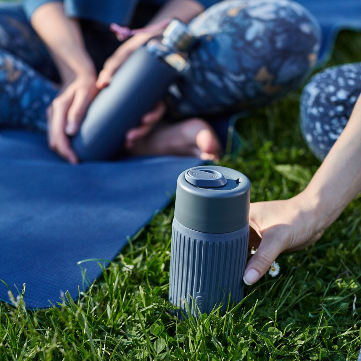 Γυάλινη κούπα ταξιδιού Χρώμα γκρι