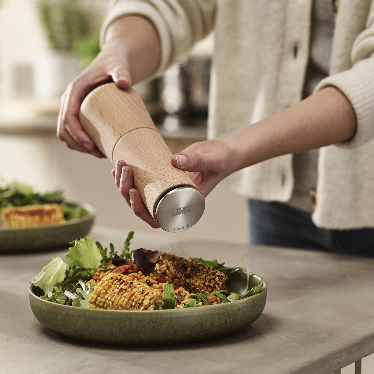 Дървена мелчничка за пипер Milltop™