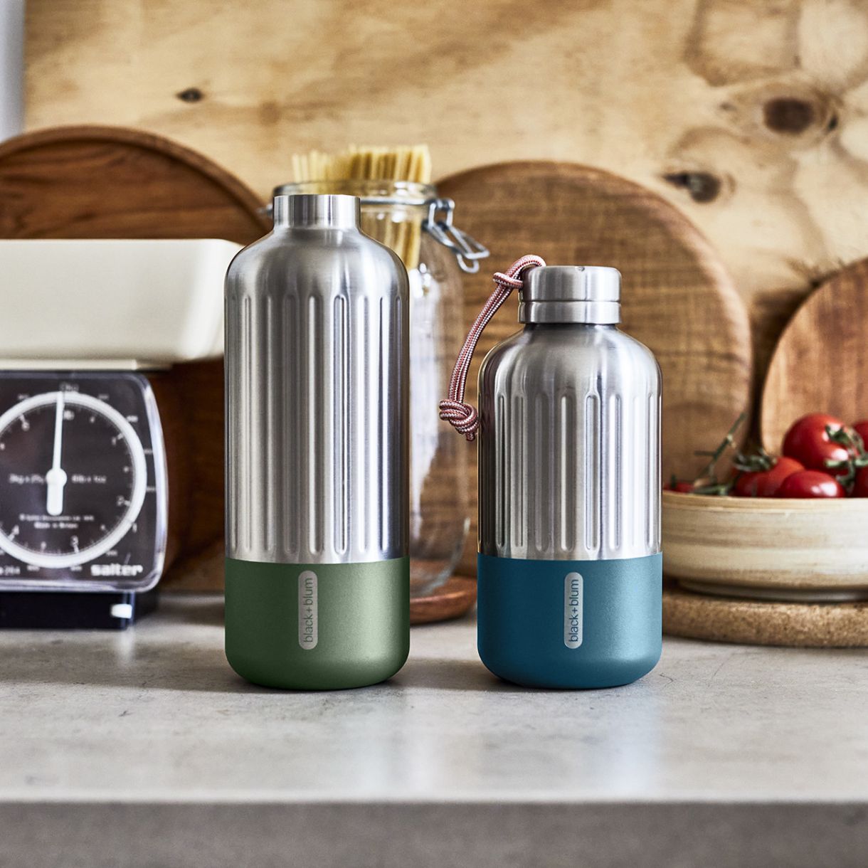 Explorer bottle 0.650l Olive color