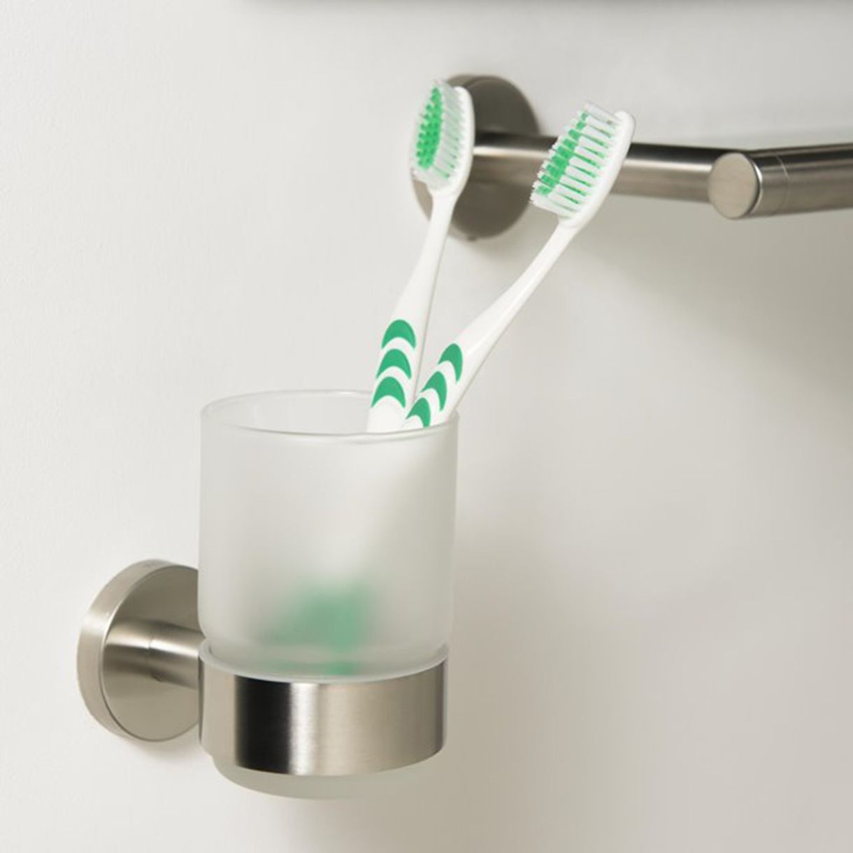 Поставка за четки за зъби Boston Цвят стомана
