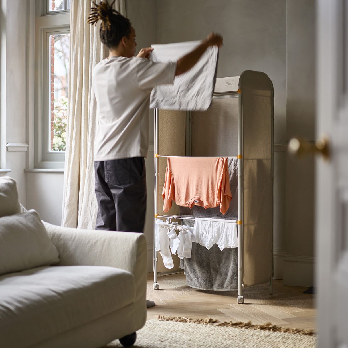 Clothes dryer with screen Eclipse™ Beige color