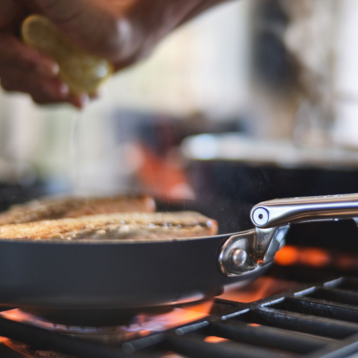 Frying pan with ceramic coating Space 20cm Color blue