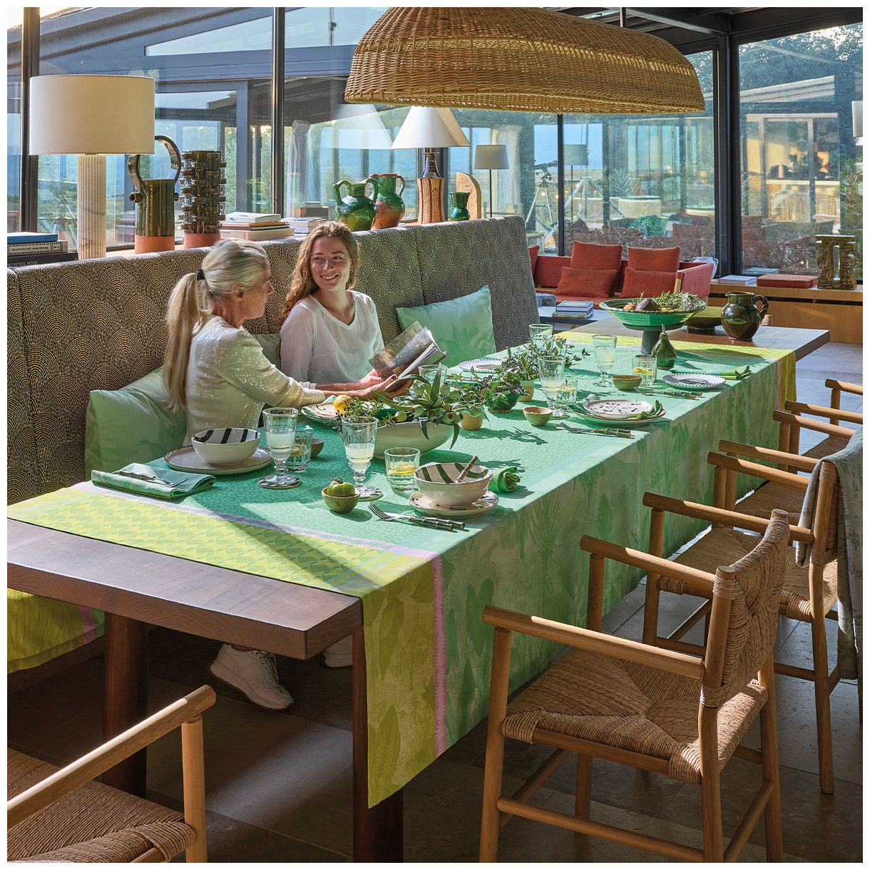 Sinharaja tablecloth 175cm 250cm coated cotton Color green