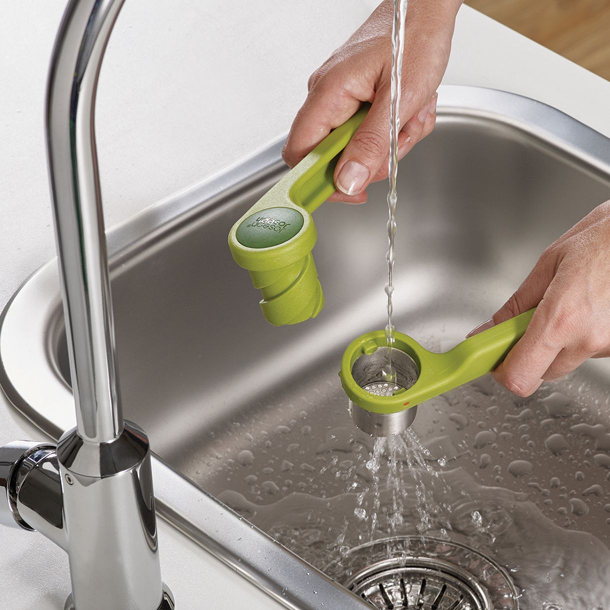 Helix Garlic Press Green